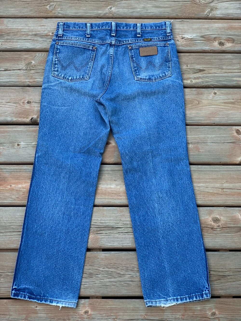 Wrangler Jeans Cowboy Cut Bootcut Men 33x29 Distressed Faded Denim Western Boho